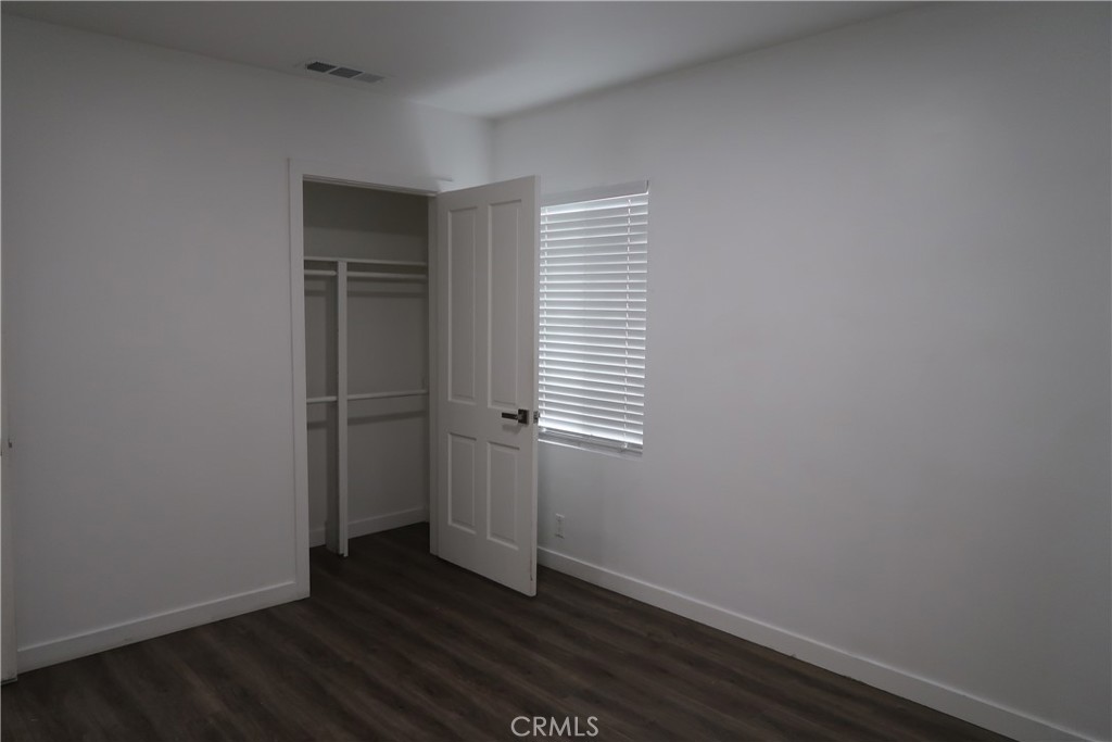 https://media.crmls.org/medias/af3fd78e-1d3a-4e18-88f5-8b941c77c80f.jpg?preset=X-Large