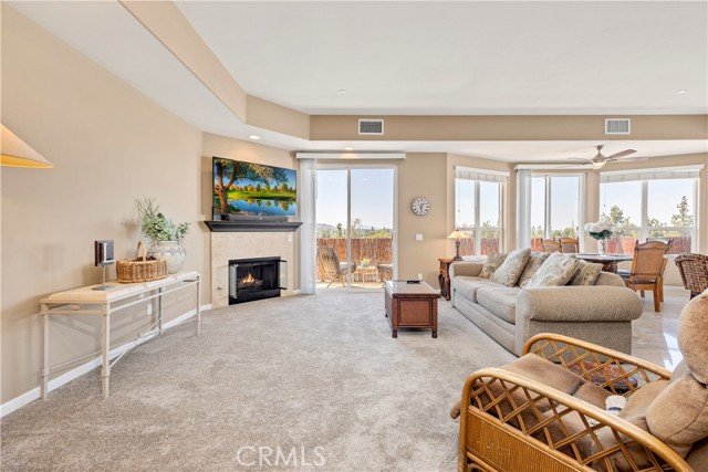 556 Via Pueblo, Riverside CA: https://media.crmls.org/medias/af400baf-08dc-4ff7-85fd-38f7a6041d85.jpg