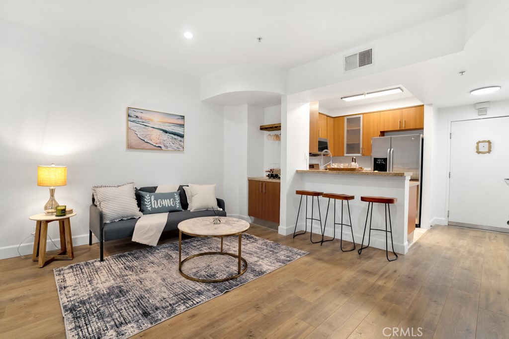 620 S Gramercy #338