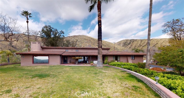 Photo of 5830 N Mountain View Avenue, San Bernardino, CA 92407