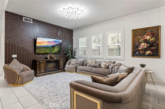 155 Bryce Run, Lake Forest CA: https://media.crmls.org/medias/af4245db-190a-4e19-8ed3-deebb0cb5cd5.jpg
