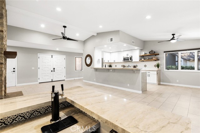 Detail Gallery Image 11 of 66 For 38260 Oaktree, Murrieta,  CA 92562 - 2 Beds | 2/1 Baths