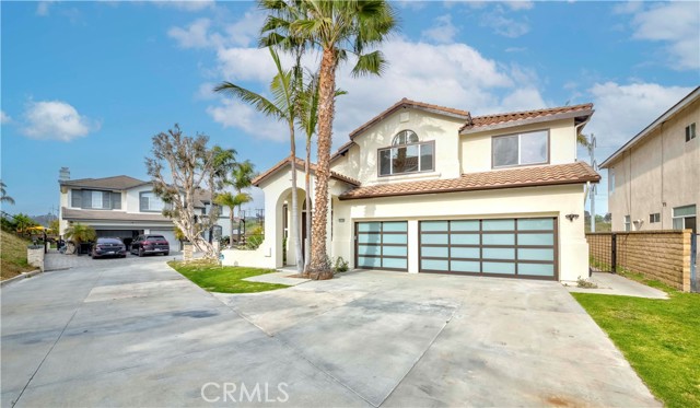 5338 S Chariton Avenue, Ladera Heights CA: https://media.crmls.org/medias/af428174-e16f-461a-b97c-ad65fd845693.jpg