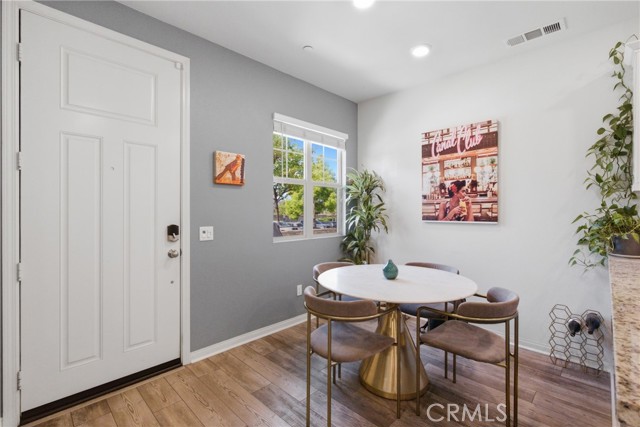 22864 Acoustic, Saugus CA: https://media.crmls.org/medias/af43baa8-2a25-4828-ac66-326cef50c152.jpg