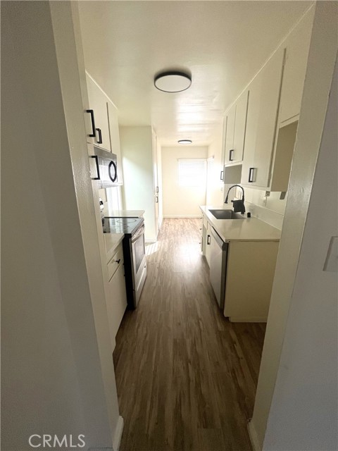 Detail Gallery Image 5 of 12 For 4160 W 182nd St #101,  Torrance,  CA 90504 - 2 Beds | 1 Baths