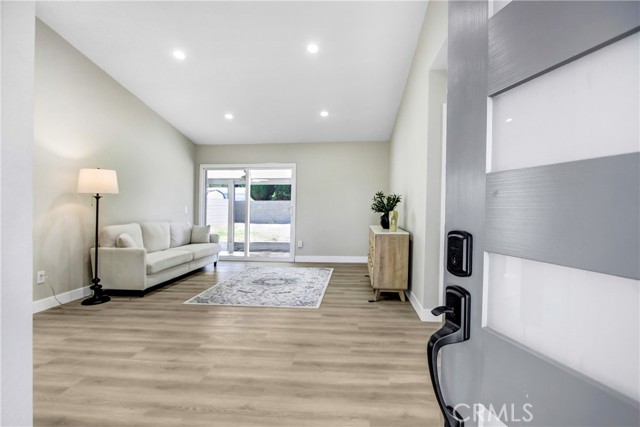 Detail Gallery Image 15 of 25 For 12321 Napa Dr, Chino,  CA 91710 - 3 Beds | 2 Baths