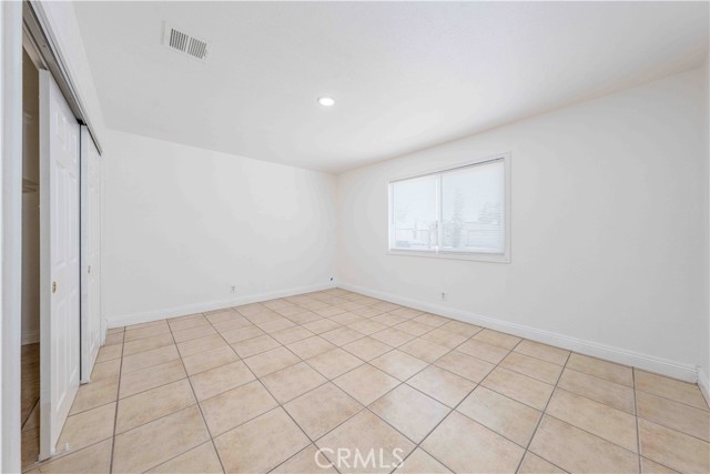 10203 Imperial Avenue, Garden Grove CA: https://media.crmls.org/medias/af476812-9fd3-473b-bd8a-b749d53d4646.jpg