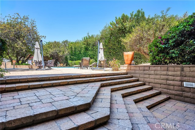 16866 Kingsbury photo 34
