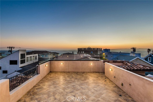 1407 S Catalina Avenue, Redondo Beach CA: https://media.crmls.org/medias/af488417-80de-4e03-addd-5d2073c94e4a.jpg
