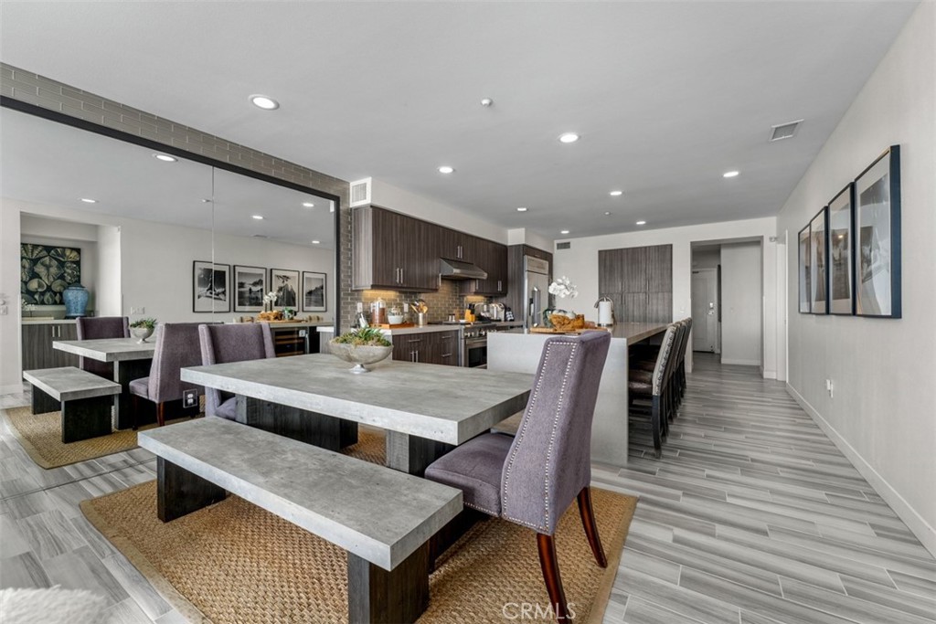 700 The Strand - photo 11