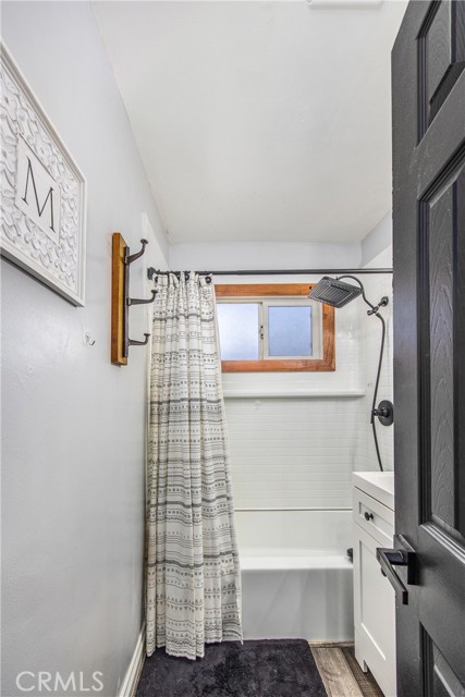 776 N 17th Street, Banning CA: https://media.crmls.org/medias/af48e6b1-0955-46f7-b32c-19cceb78fa0b.jpg