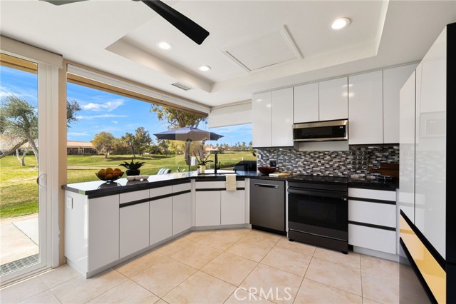 Detail Gallery Image 16 of 40 For 71 Augusta Dr, Rancho Mirage,  CA 92270 - 3 Beds | 3 Baths