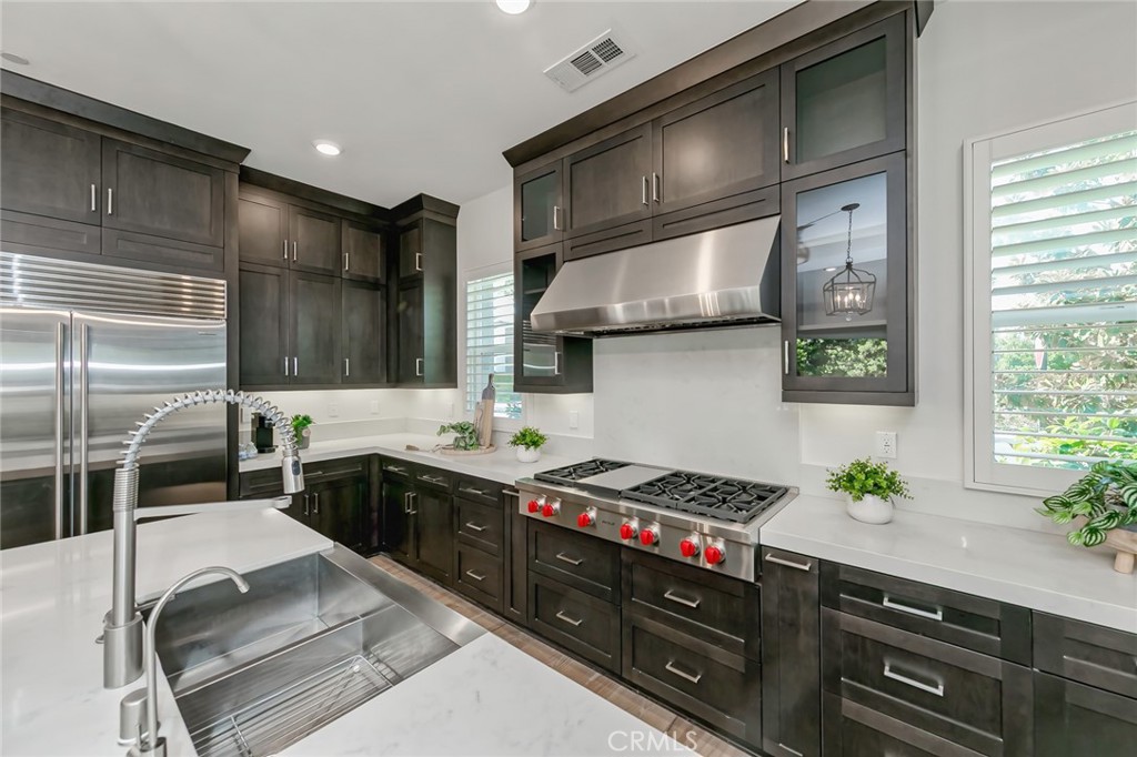 MLS #OC25221565 image #13