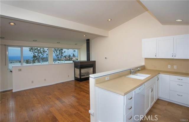 Image 2 for 353 Cedar Way #B, Laguna Beach, CA 92651