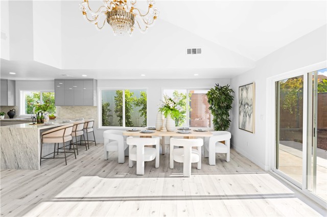 Detail Gallery Image 17 of 55 For 39 Cape Cod, Irvine,  CA 92620 - 4 Beds | 3 Baths