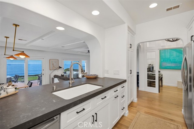 Detail Gallery Image 2 of 50 For 257 Avenida Lobeiro #F,  San Clemente,  CA 92672 - 3 Beds | 2 Baths