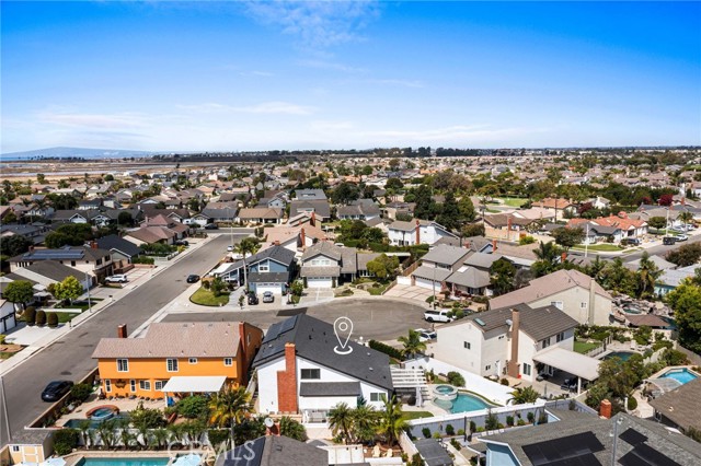 Detail Gallery Image 55 of 61 For 17902 Bolton Cir, Huntington Beach,  CA 92649 - 4 Beds | 2/1 Baths