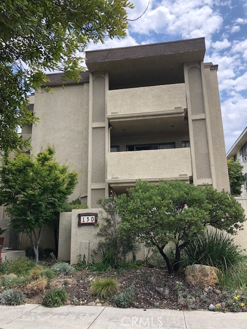 150 S Michigan Ave #201, Pasadena, CA 91106