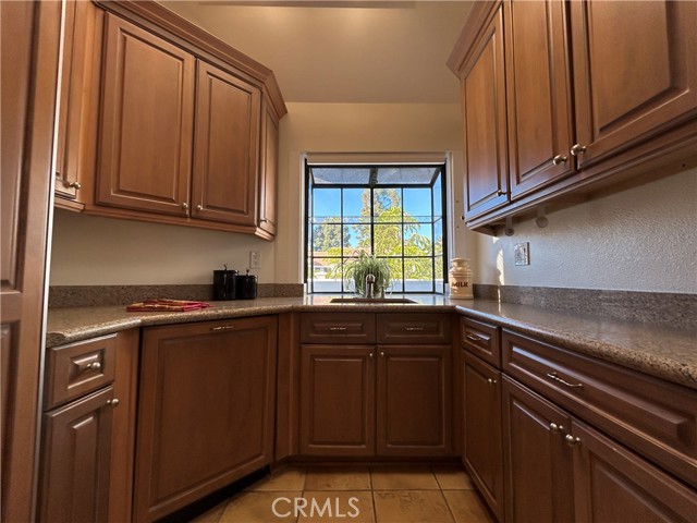 Detail Gallery Image 8 of 23 For 4682 Warner, Huntington Beach,  CA 92649 - 2 Beds | 2 Baths