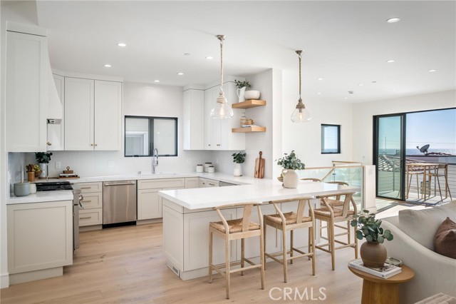 Detail Gallery Image 26 of 62 For 89 Bayview, Manhattan Beach,  CA 90266 - 3 Beds | 3/1 Baths