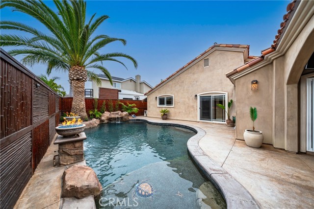 20162 S New Britain Lane, Huntington Beach CA: https://media.crmls.org/medias/af4c895e-9a88-4df4-bea4-ec42215ef3b7.jpg