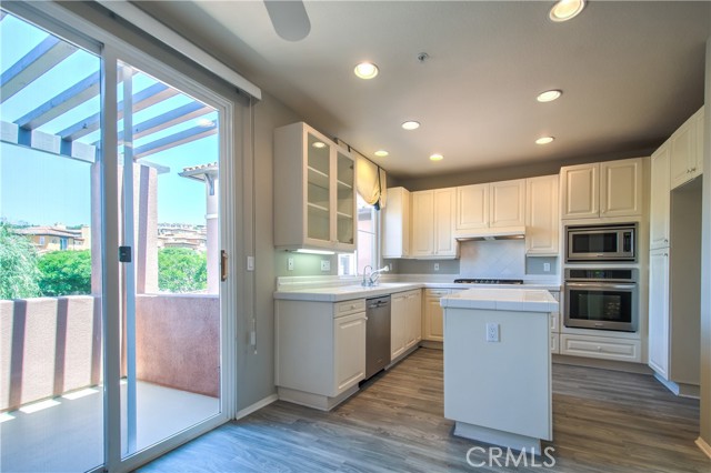 15 Riva Drive, Newport Coast CA: https://media.crmls.org/medias/af4cb738-1284-49d1-8206-548634ddd082.jpg