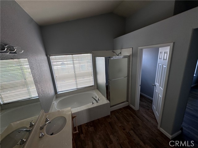 Detail Gallery Image 18 of 30 For 13208 Berkeley Ln, Victorville,  CA 92392 - 4 Beds | 2/1 Baths