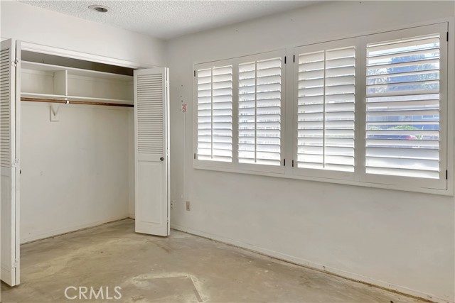 Detail Gallery Image 13 of 36 For 25010 Lawton Ave, Loma Linda,  CA 92354 - 3 Beds | 3/1 Baths