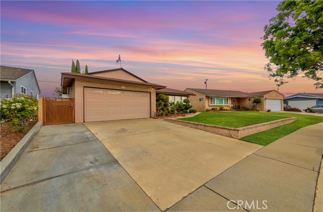 Detail Gallery Image 3 of 21 For 14637 San Esteban Dr, La Mirada,  CA 90638 - 3 Beds | 2 Baths