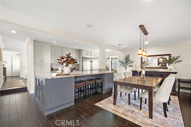 Detail Gallery Image 3 of 51 For 10763 El Centro Avenue, Fountain Valley,  CA 92708 - 5 Beds | 2/1 Baths