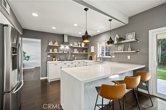 Detail Gallery Image 18 of 55 For 21206 Merridy St, Chatsworth,  CA 91311 - 4 Beds | 3 Baths