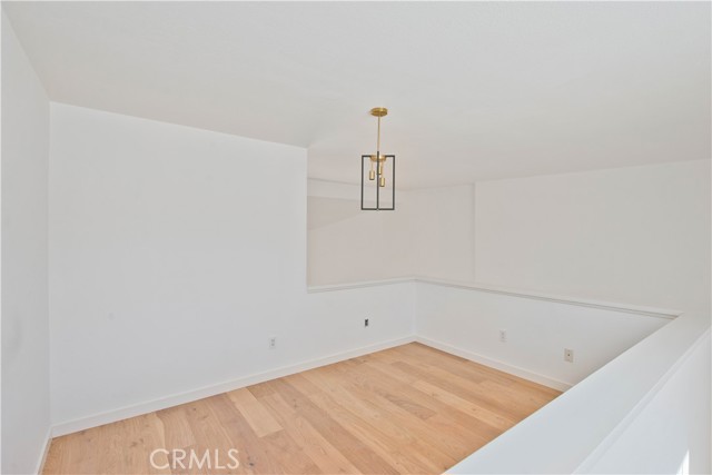 5540 Owensmouth Avenue, Woodland Hills CA: https://media.crmls.org/medias/af505517-99fa-4a10-8d82-8d0598dc88aa.jpg