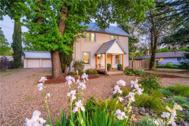 1711 Shasta Street, Anderson CA: https://media.crmls.org/medias/af508425-eb6b-4b59-835b-00f4a81e216f.jpg