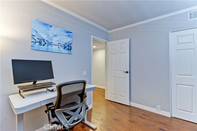 25701 Minoa Drive, Mission Viejo CA: https://media.crmls.org/medias/af50a295-d018-4936-8611-a416bbdf9164.jpg