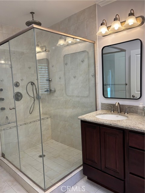 1631 Leycross Drive, La Canada Flintridge CA: https://media.crmls.org/medias/af50cce8-370a-4668-a92d-96095a885798.jpg