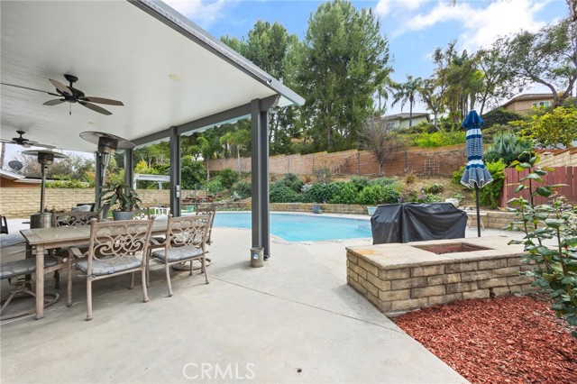 710 W Country Hills W Drive, La Habra CA: https://media.crmls.org/medias/af511b2d-5ada-4a50-b008-81328c26fd34.jpg