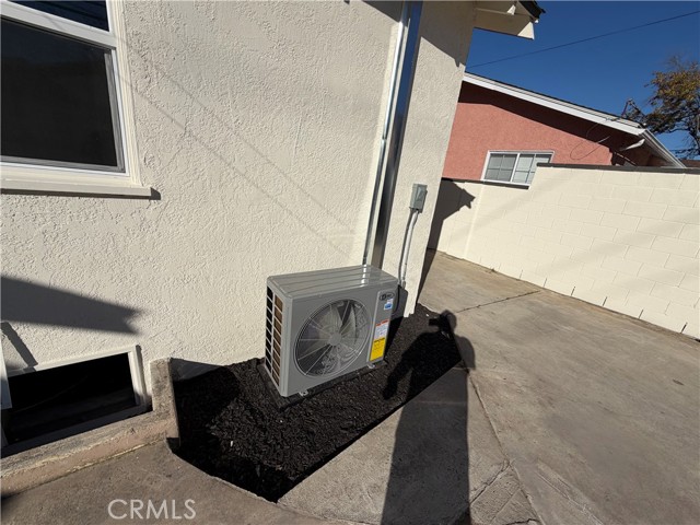 Detail Gallery Image 10 of 57 For 4128 Ostrom, Lakewood,  CA 90713 - 3 Beds | 2 Baths