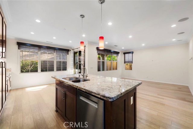 Detail Gallery Image 5 of 26 For 206 Bancroft, Irvine,  CA 92620 - 4 Beds | 3 Baths