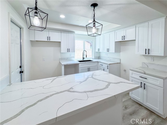 Detail Gallery Image 3 of 18 For 1523 Indian Trl, San Bernardino,  CA 92407 - 3 Beds | 2 Baths