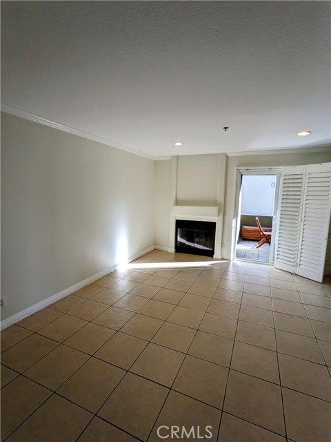 420 Lake Street, Huntington Beach CA: https://media.crmls.org/medias/af523a57-1a22-43aa-8759-e5b378a8ec3a.jpg