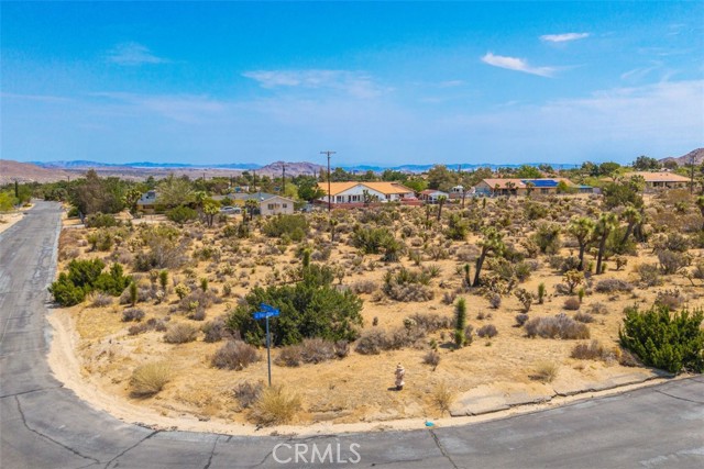 Detail Gallery Image 6 of 17 For 1234 Ivanhoe Dr, Yucca Valley,  CA 92284 - – Beds | – Baths