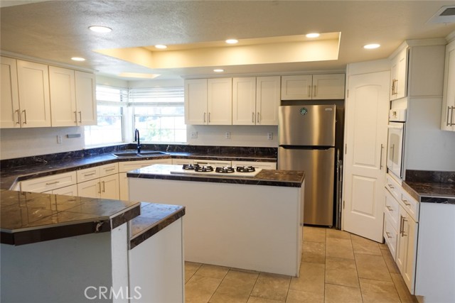 Detail Gallery Image 22 of 53 For 13135 Candleberry Ln, Victorville,  CA 92395 - 3 Beds | 2/1 Baths