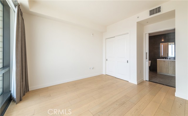 Detail Gallery Image 12 of 16 For 400 S Broadway #3109,  Los Angeles,  CA 90013 - 1 Beds | 1 Baths