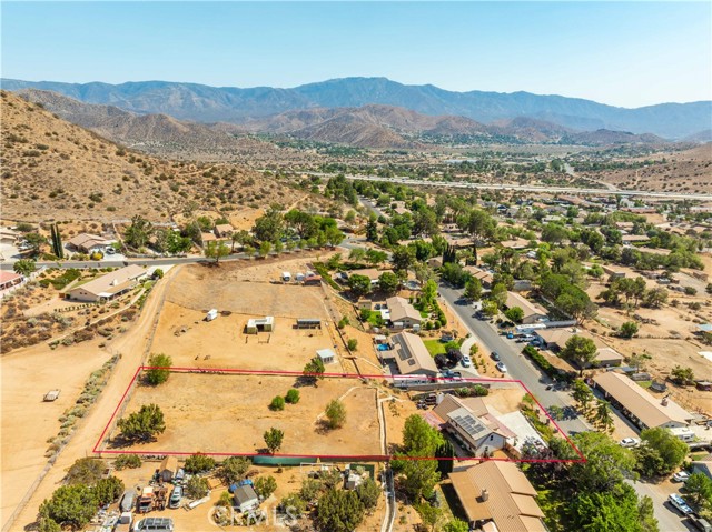 33656 Tradepost Road, Acton CA: https://media.crmls.org/medias/af551d11-43ea-4e9c-8708-6c43d43a7a1a.jpg