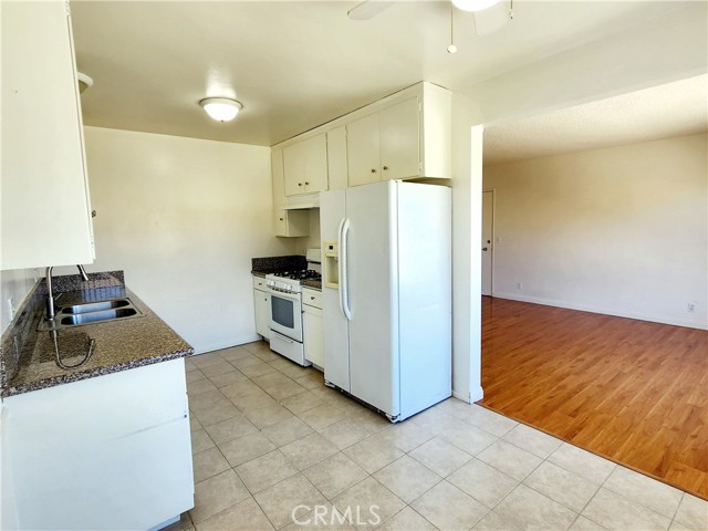 2616 Gates Avenue, Redondo Beach CA: https://media.crmls.org/medias/af55930e-a6dd-4552-bb1c-f82fb8ed5b27.jpg
