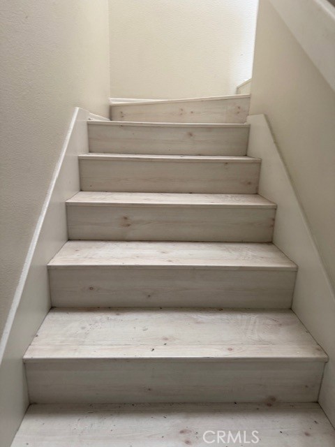 Detail Gallery Image 2 of 2 For 2452 Paseo Circulo, Tustin,  CA 92782 - 2 Beds | 2/1 Baths