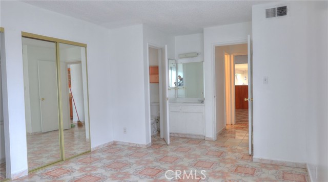 Detail Gallery Image 5 of 11 For 1723 Appleton Way, Pomona,  CA 91767 - 2 Beds | 2 Baths