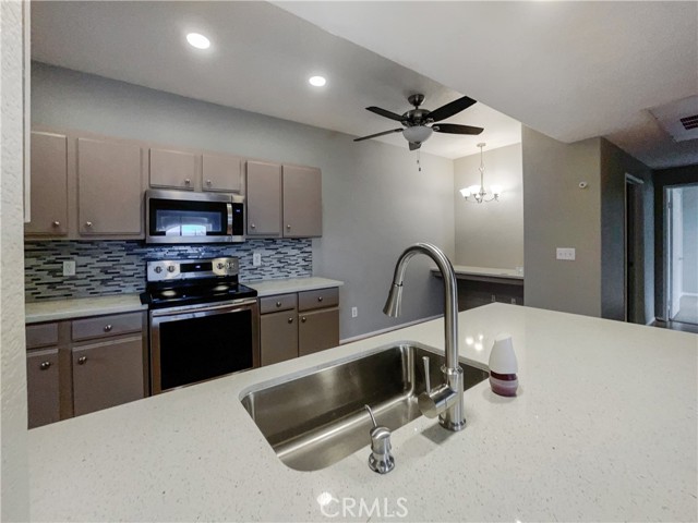 Detail Gallery Image 9 of 20 For 24909 Madison Ave #2621,  Murrieta,  CA 92562 - 2 Beds | 2 Baths