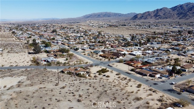 Detail Gallery Image 11 of 15 For 1 Sunny Slope Dr, Twentynine Palms,  CA 92277 - – Beds | – Baths