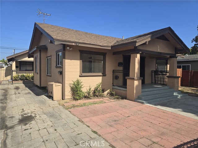 Detail Gallery Image 12 of 13 For 2538 Elm Ave, Long Beach,  CA 90806 - 4 Beds | 2 Baths